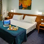 Glis Hotel