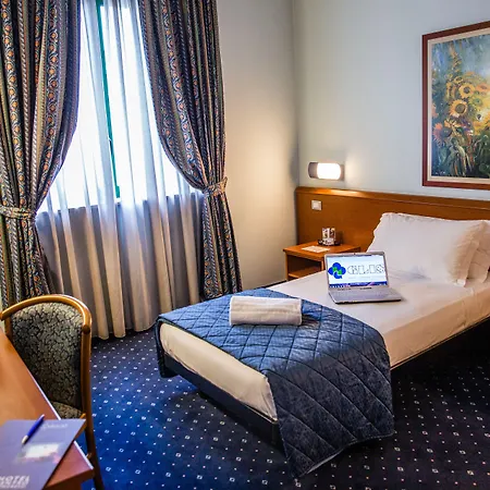 Glis Hotel