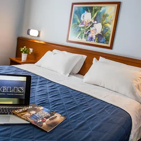 Glis Hotel