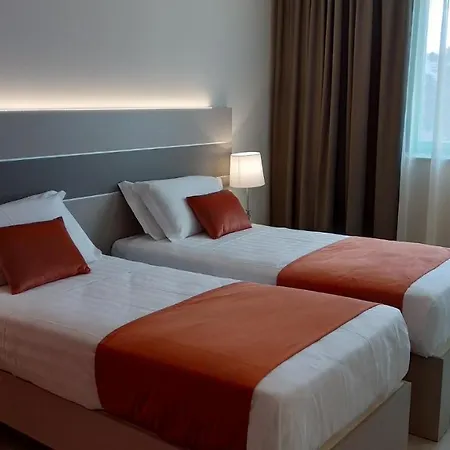 Glis 산마우로토리네세