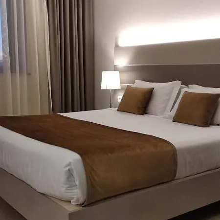 Glis 호텔 산마우로토리네세