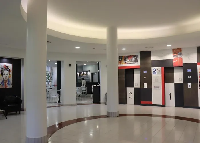 Glis 3* سان ماورو تورينيس