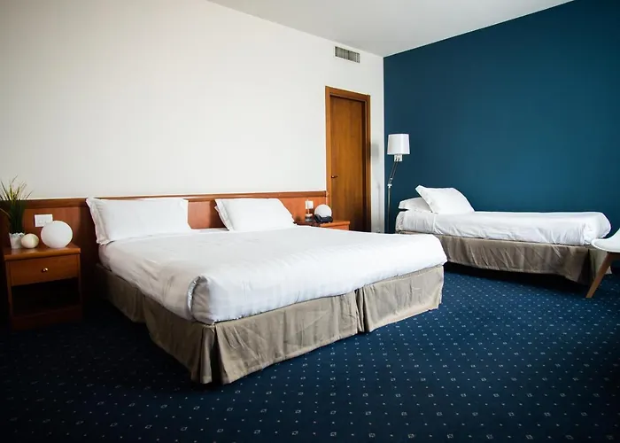 Glis فندق 3*